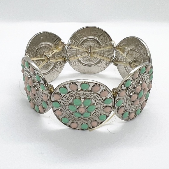 Jewelry - Stretch silver plated bracelet